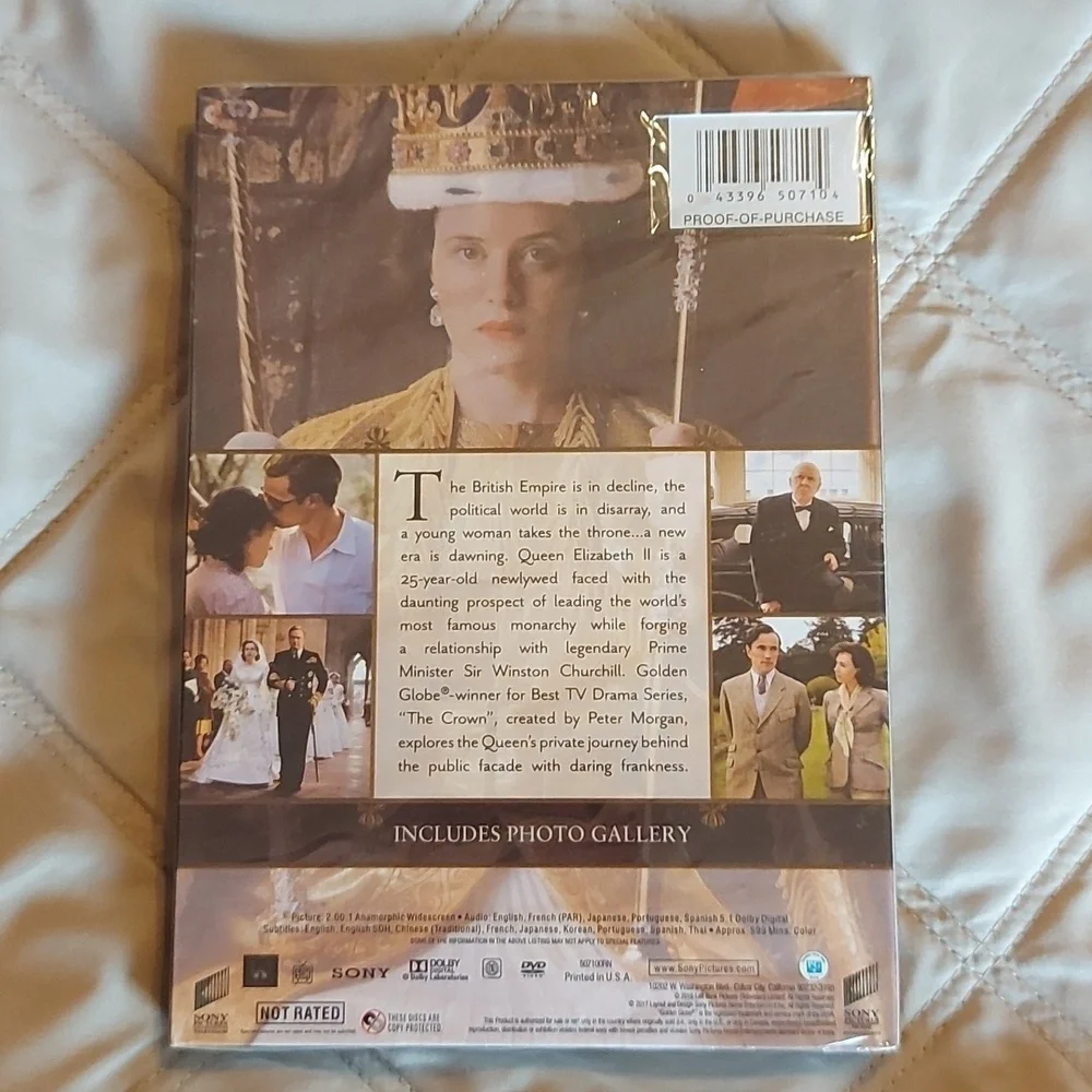 The Crown First Season on DVD - Picture 2 of 3